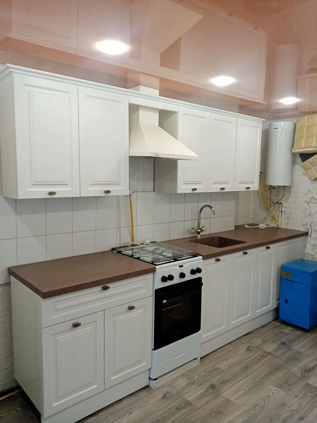 Кухонный гарнитур в классическом стиле.